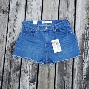 New!! NWT Levi's premium denim stretchy high rise 3" cut off jean shorts size 14